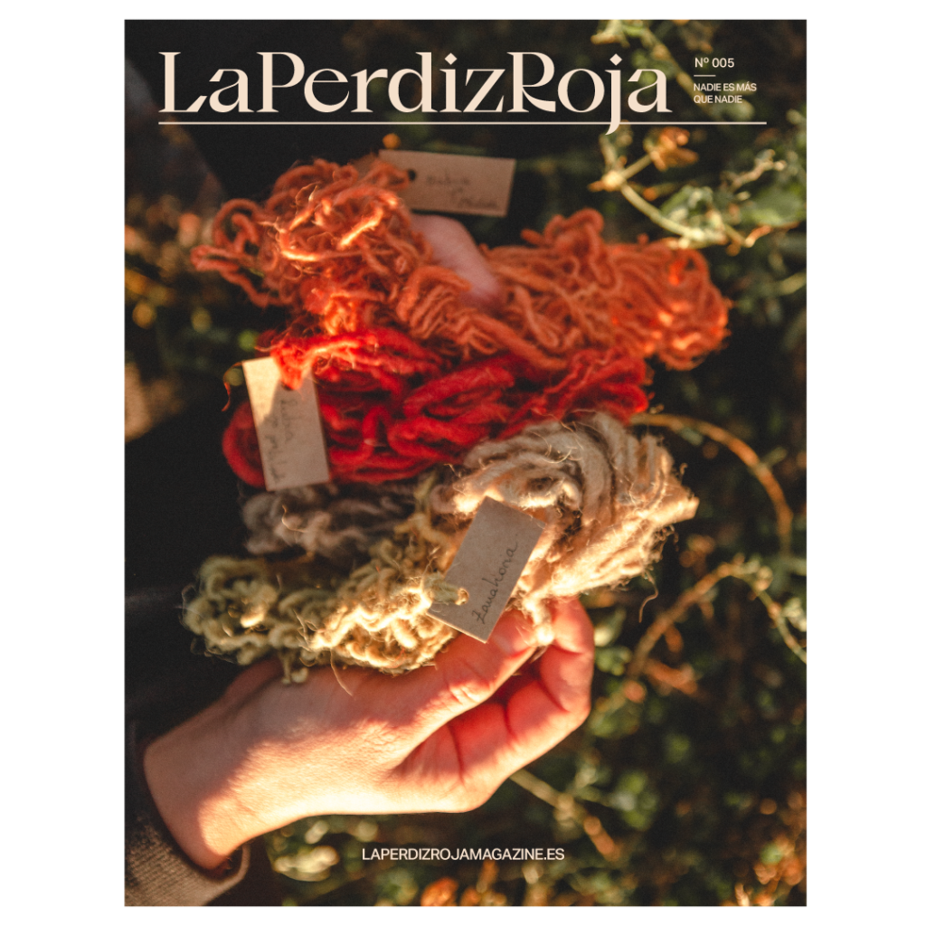 ovillos de lana de colores